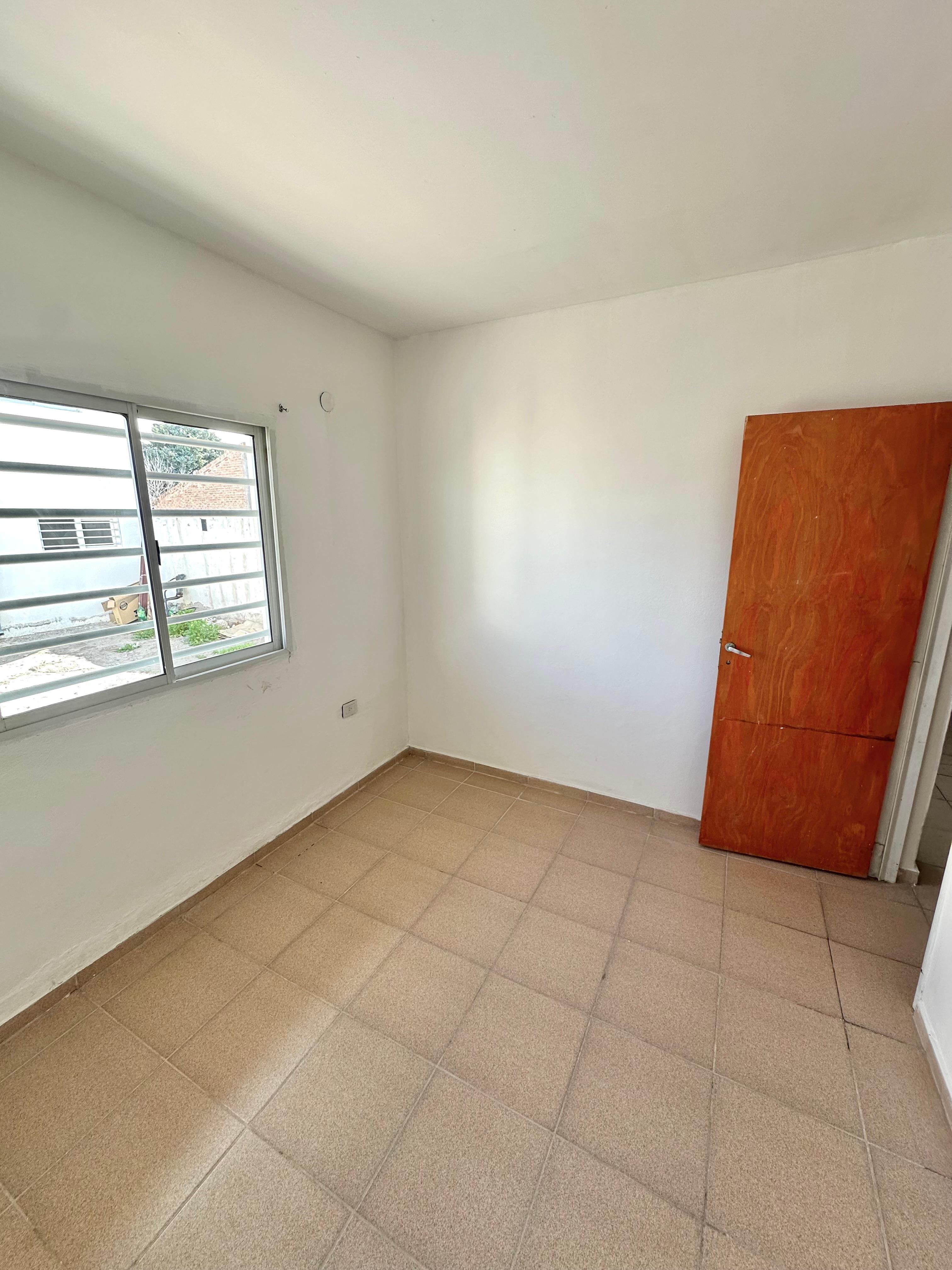 PLANTA BAJA CON PATIO