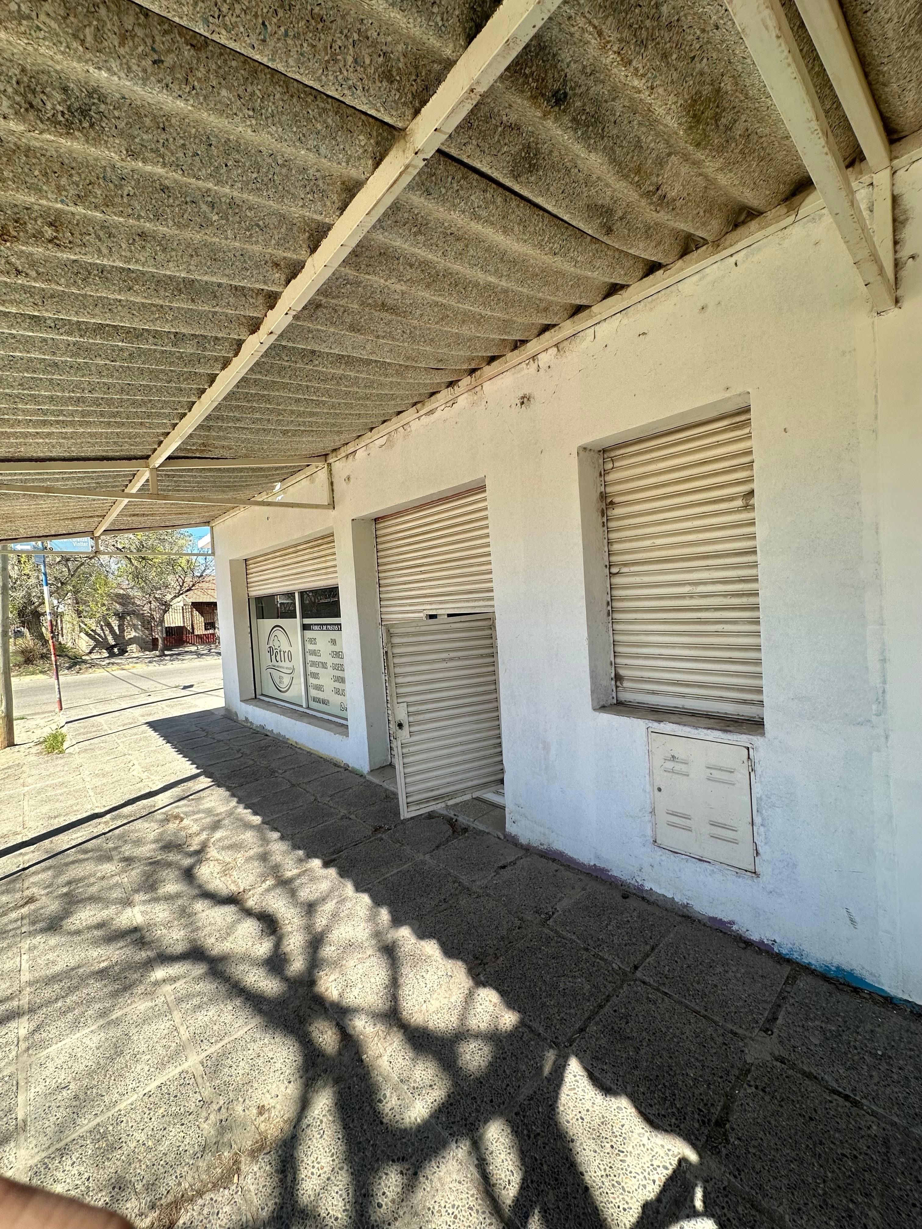 ESQUINA EN B. STEFENELLI