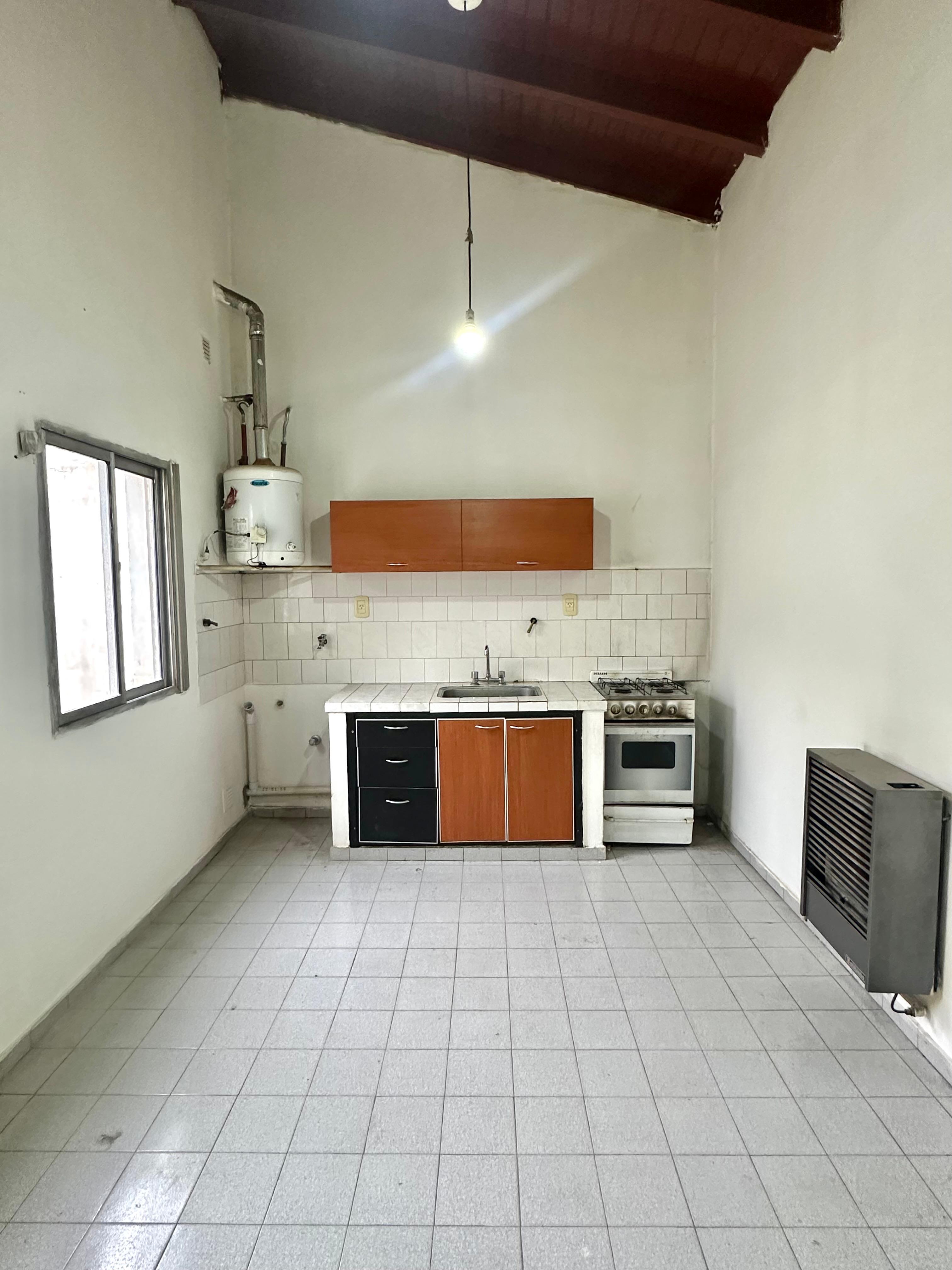PLANTA ALTA CON PATIO INTERNO