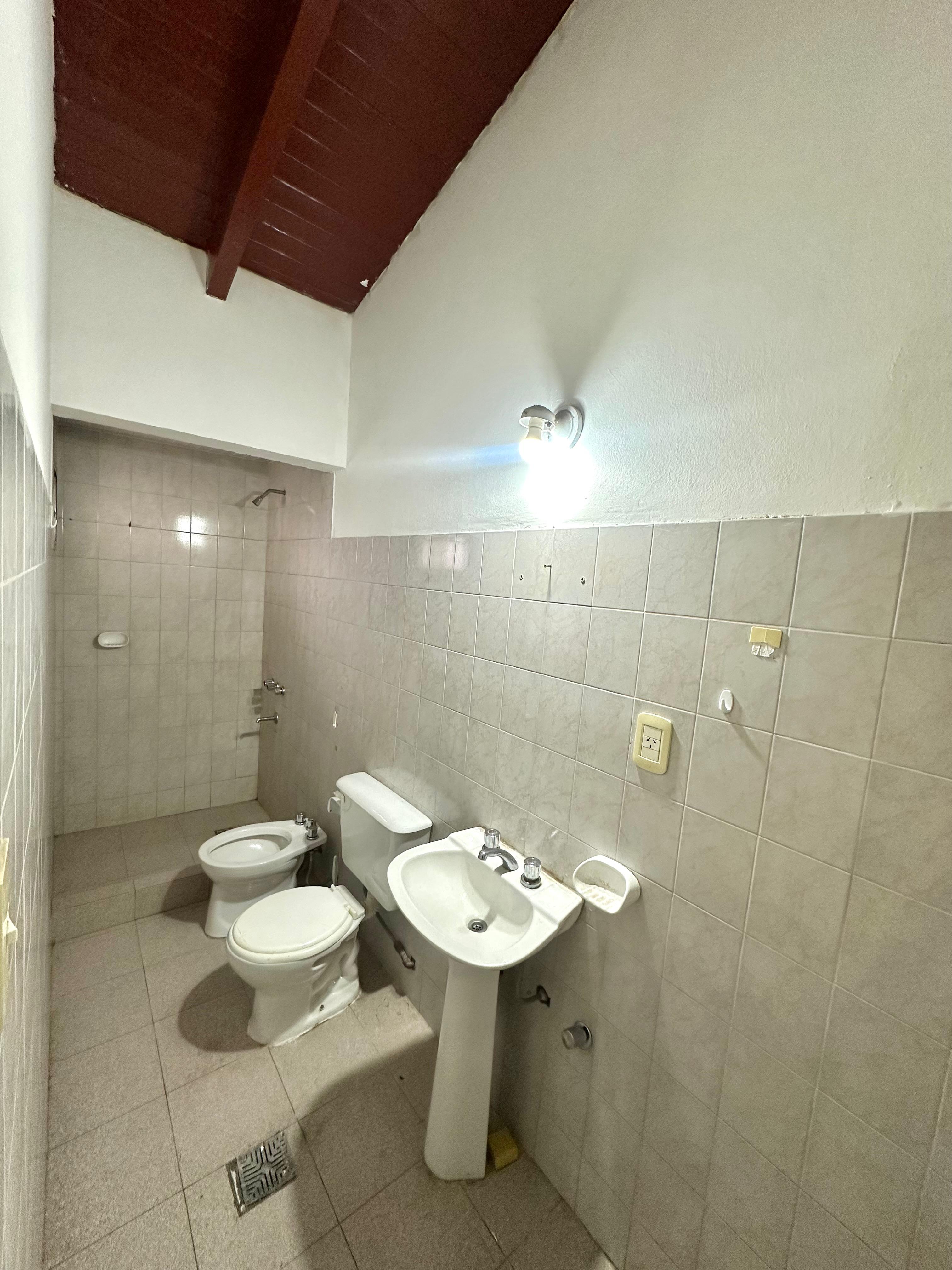 PLANTA ALTA CON PATIO INTERNO