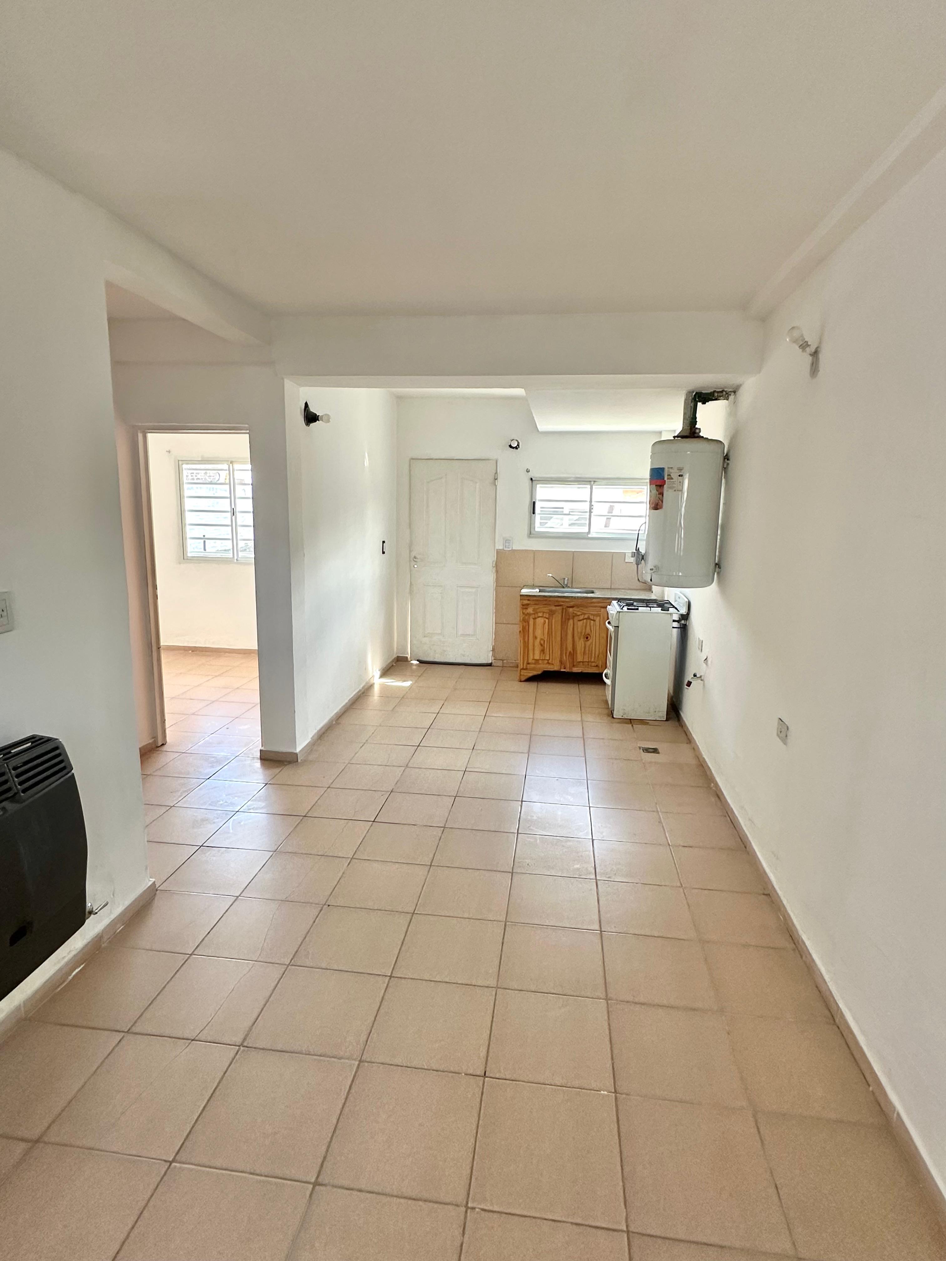 PLANTA BAJA CON PATIO