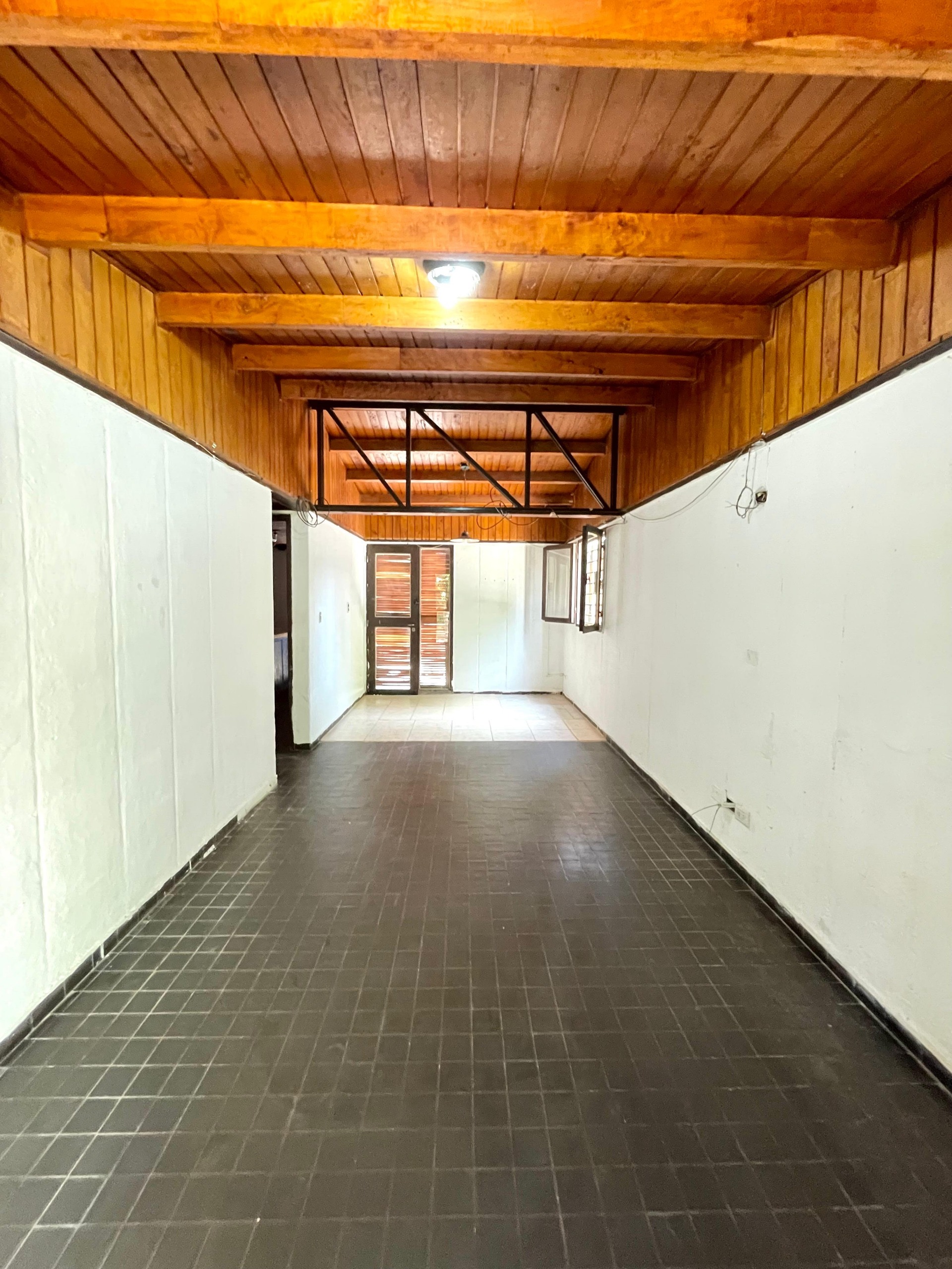 CASA AMPLIA