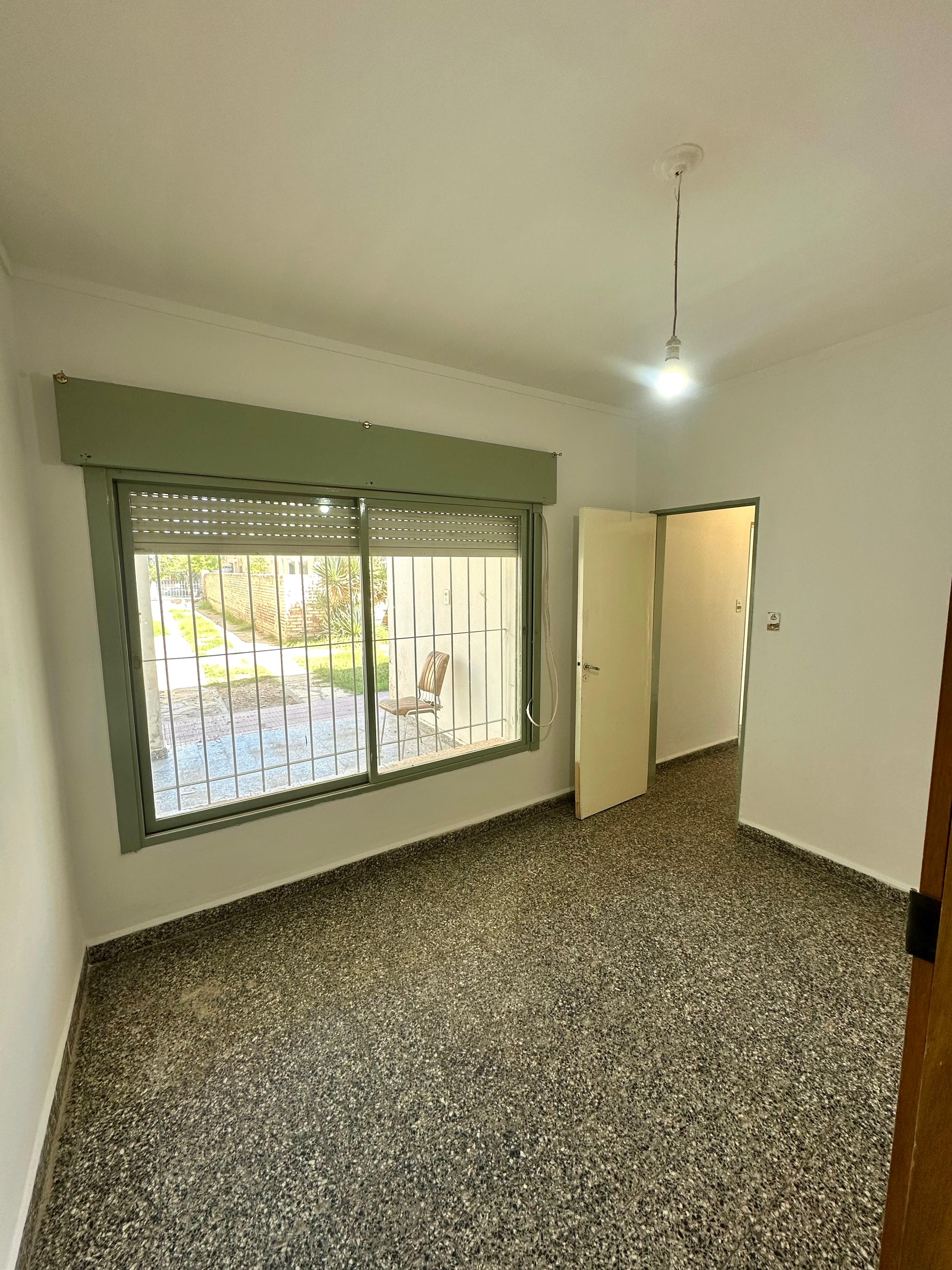 CASA 2 HABITACIONES-ALQUILER