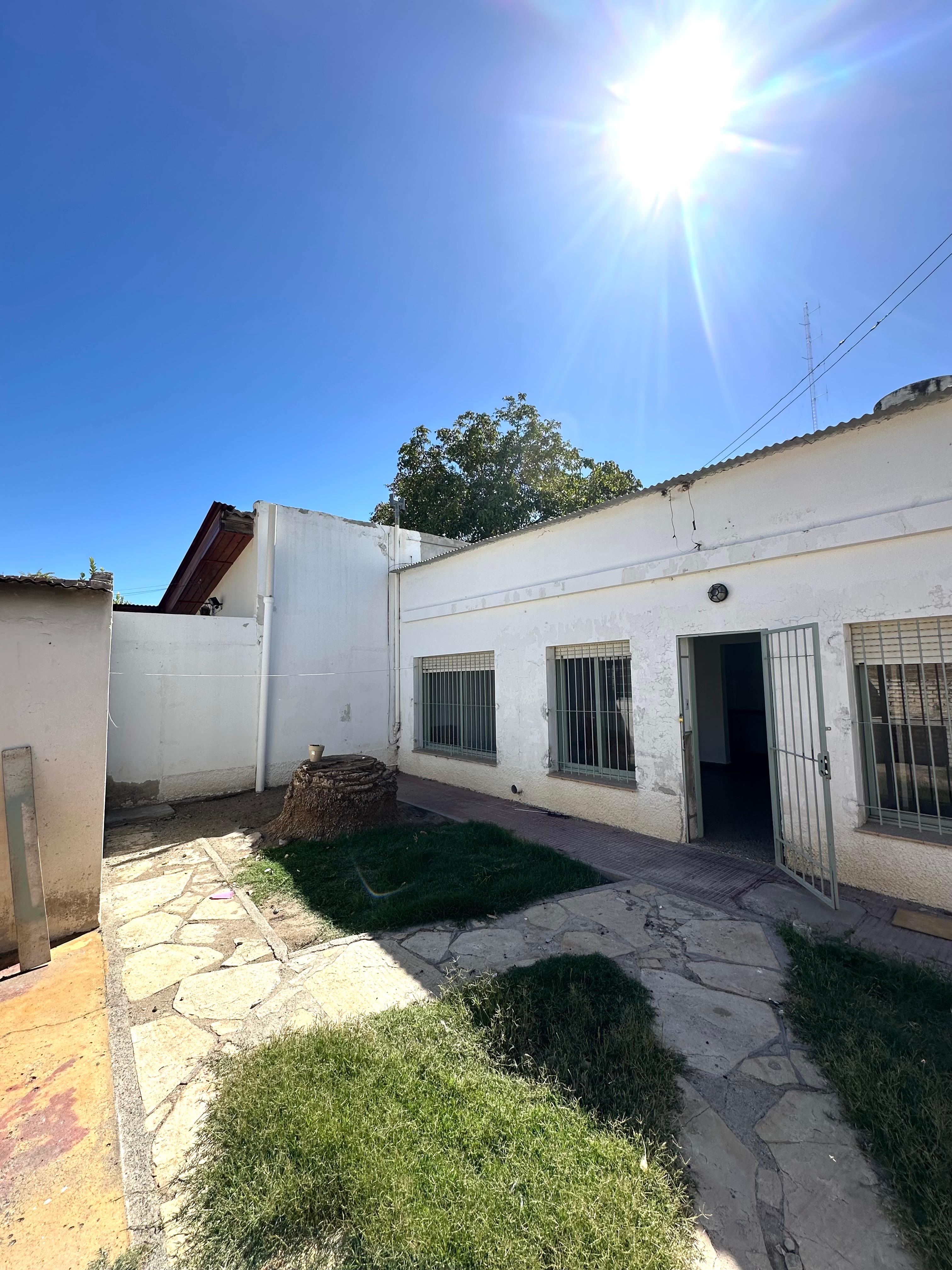 CASA 2 HABITACIONES-ALQUILER