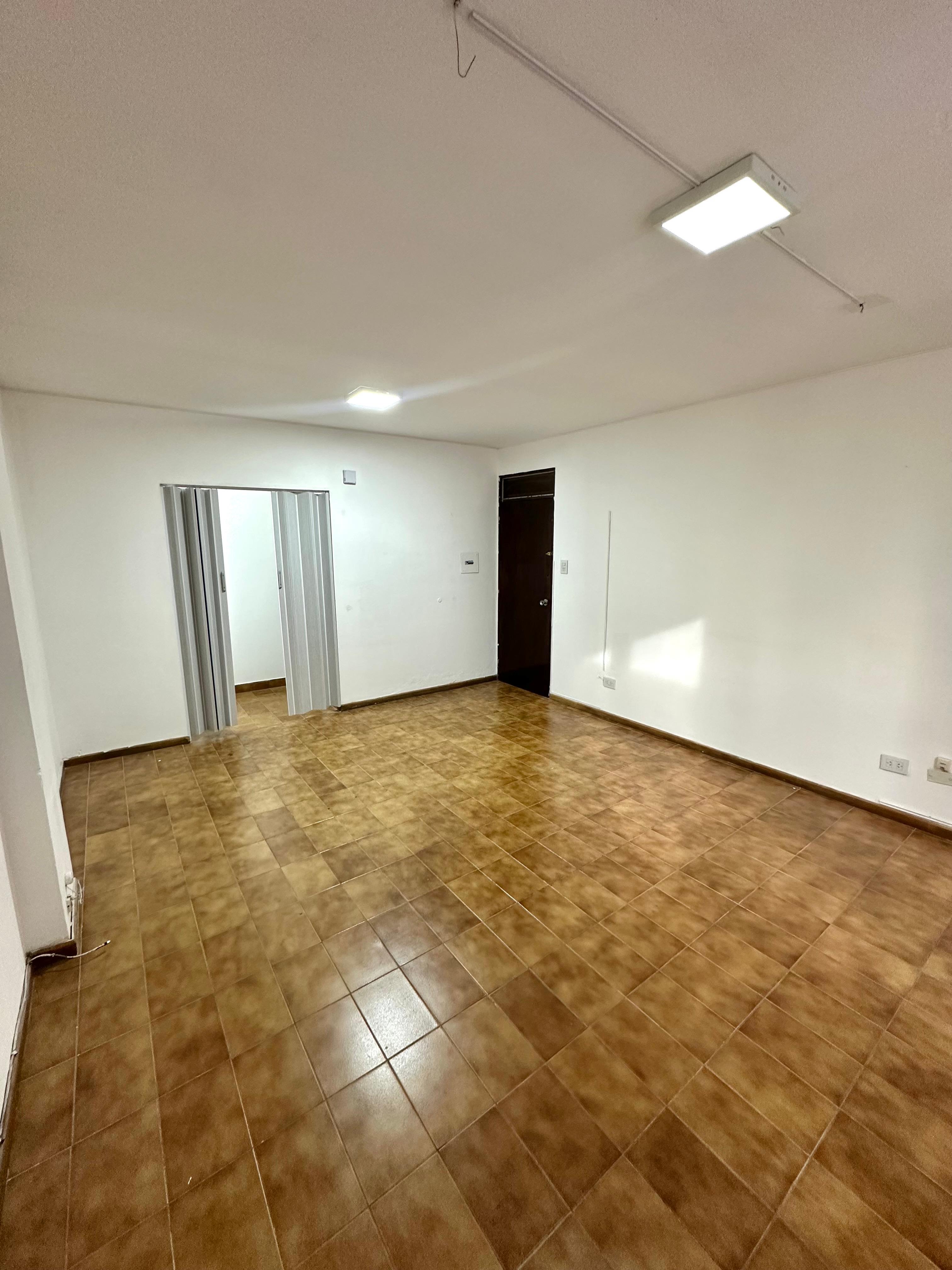 OFICINA CENTRICA EN EDIFICIO