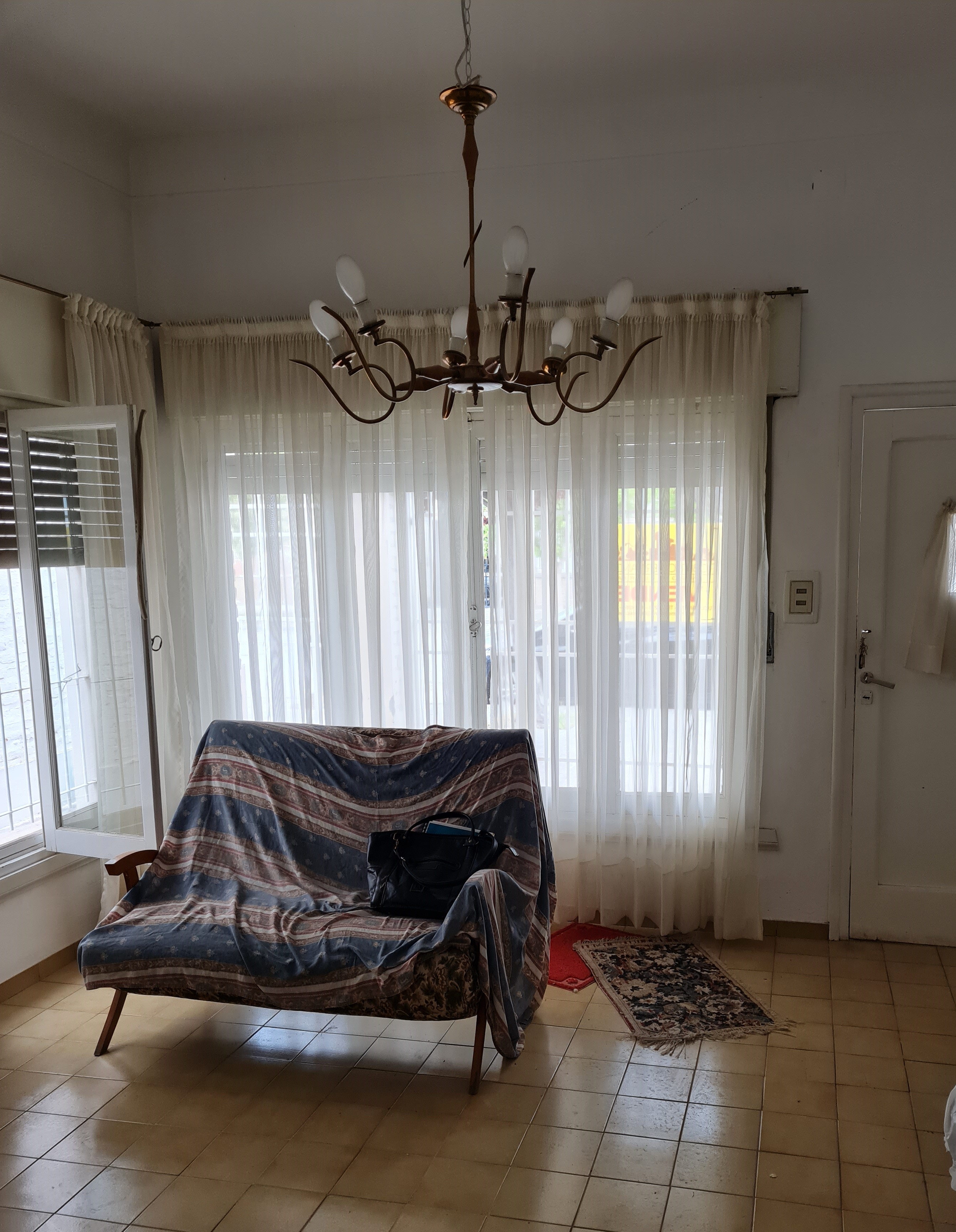 CASA CENTRICA A LA VENTA