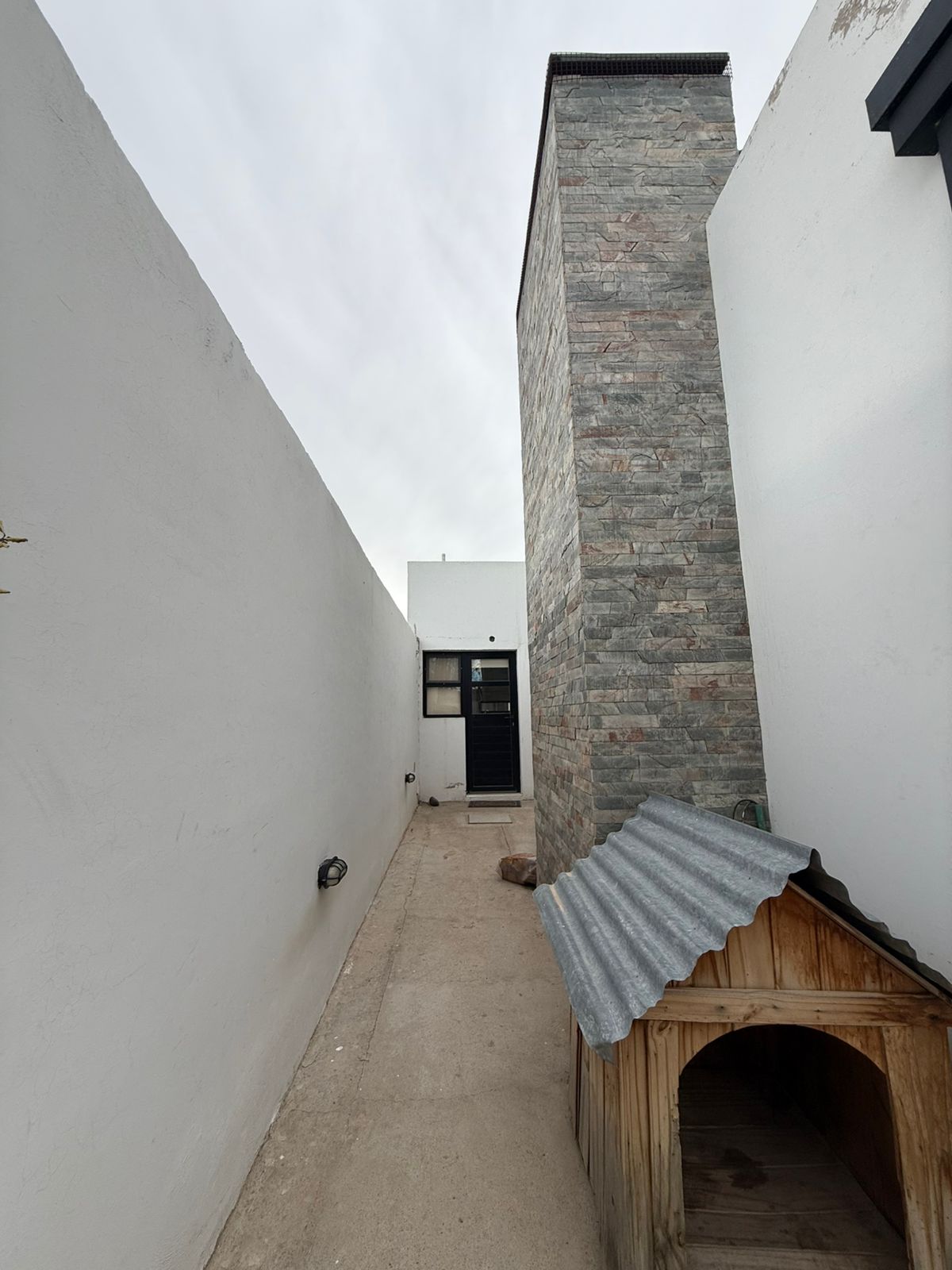 CASA A LA VENTA HERMOSA, EN ZONA DE QUINTAS.