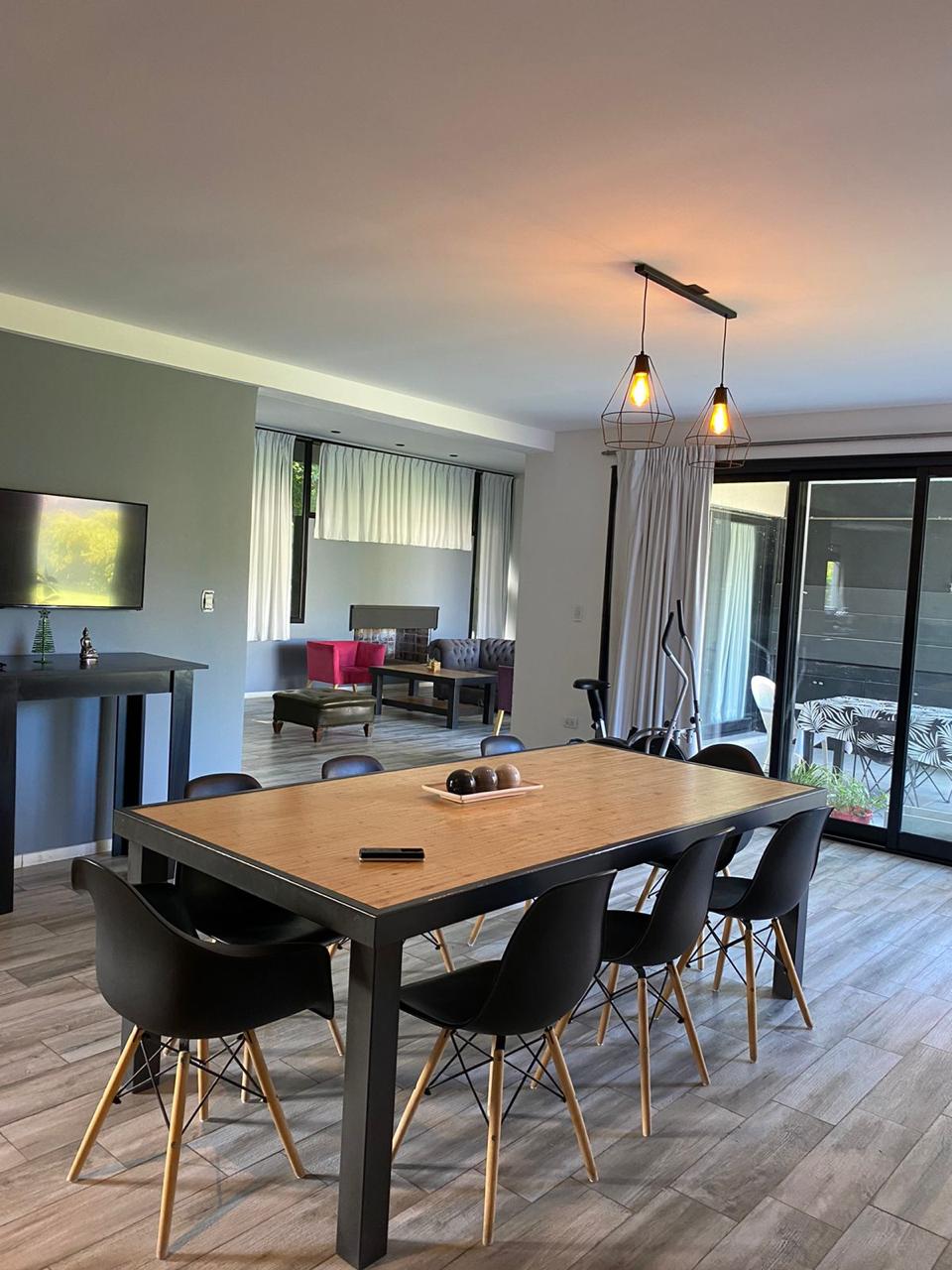 CASA NIVEL GERENCIAL EN VENTA