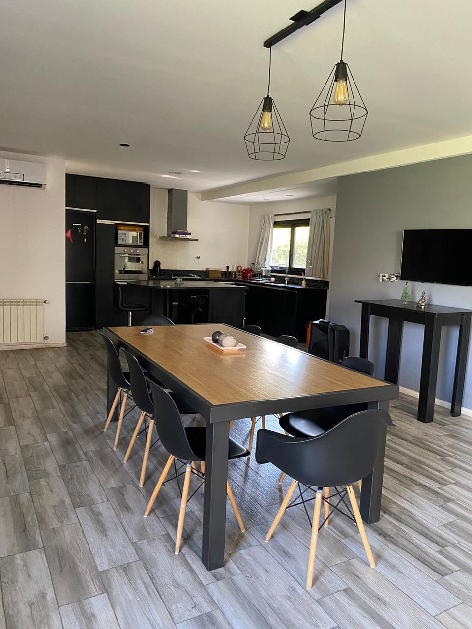 CASA NIVEL GERENCIAL EN VENTA