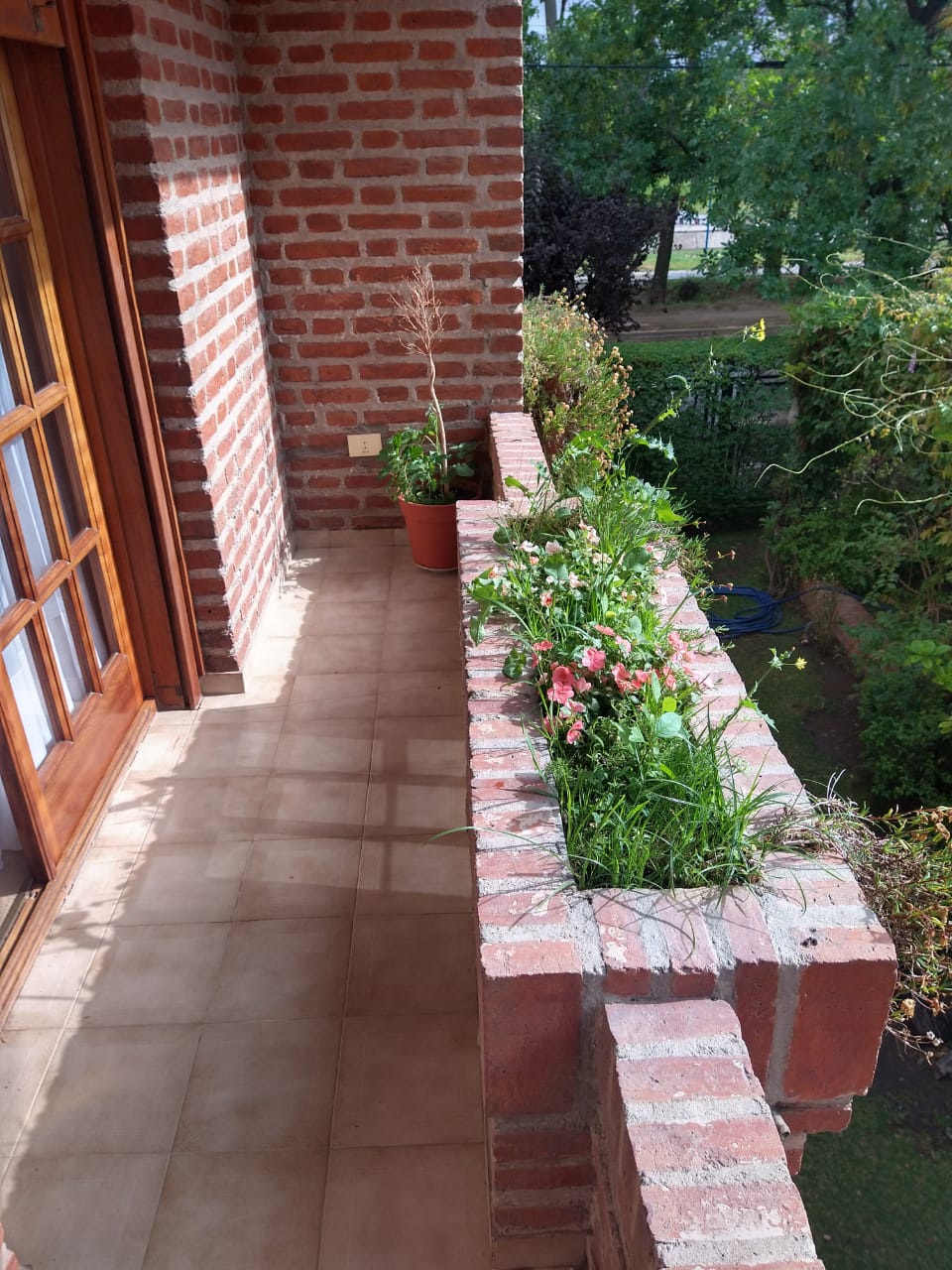 CASA EN ESQUINA A LA VENTA