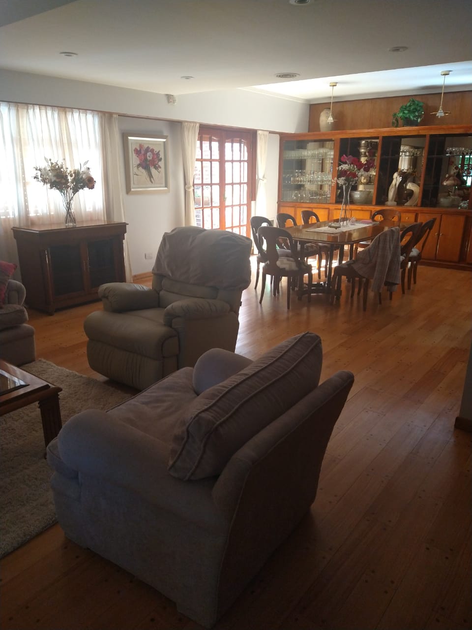 CASA EN ESQUINA A LA VENTA