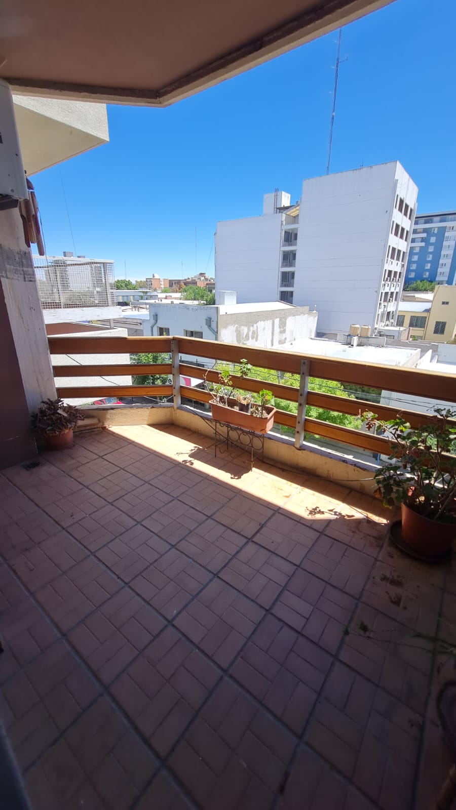 DEPARTAMENTO CÉNTRICO EN VENTA