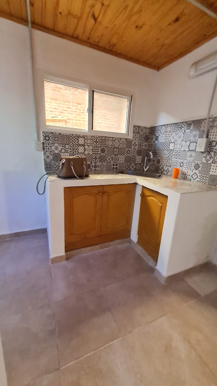 CASA + DEPTO EN VENTA GENERAL ROCA