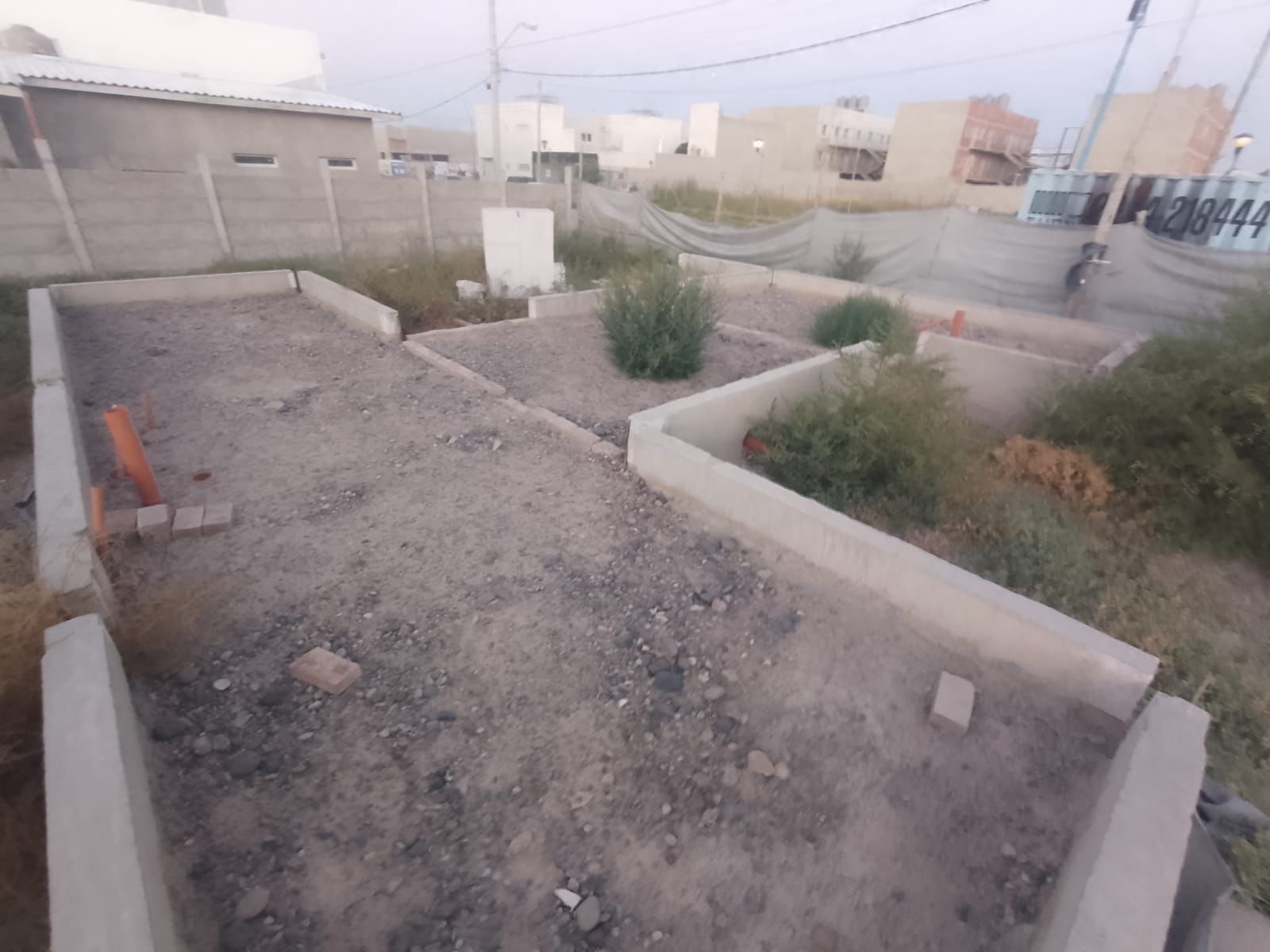 VENTA DE LOTE+CONSTRUCCION