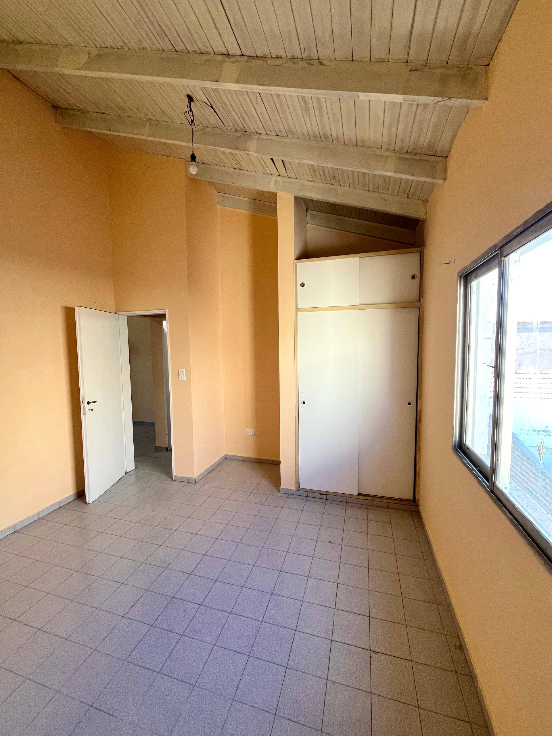 DPTO EN ALQUILER 1 HABITACIÓN