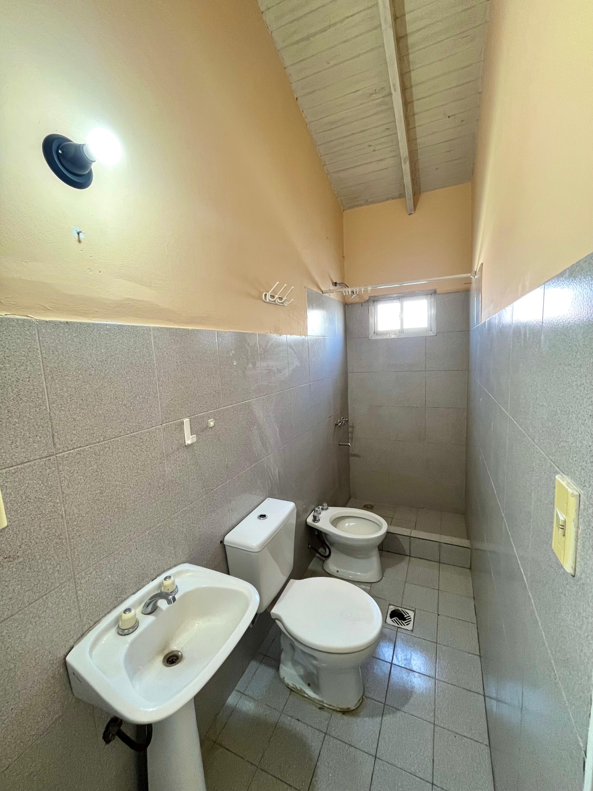 DPTO EN ALQUILER 1 HABITACIÓN