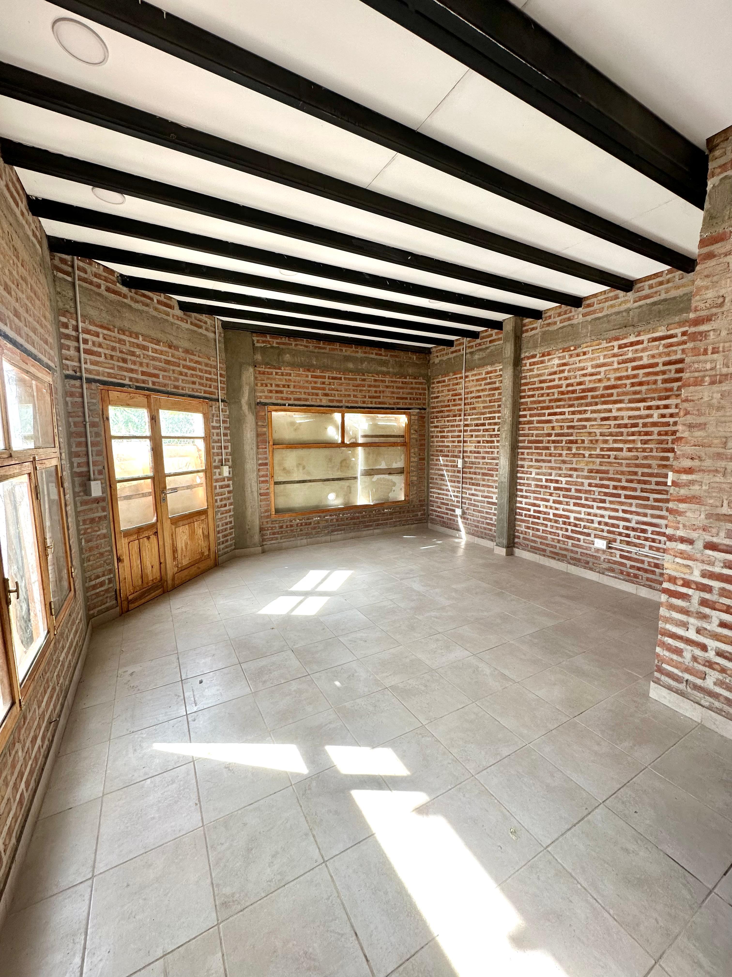 ALQUILER-LOCAL COMERCIAL ZONA ESTRATÉGICA