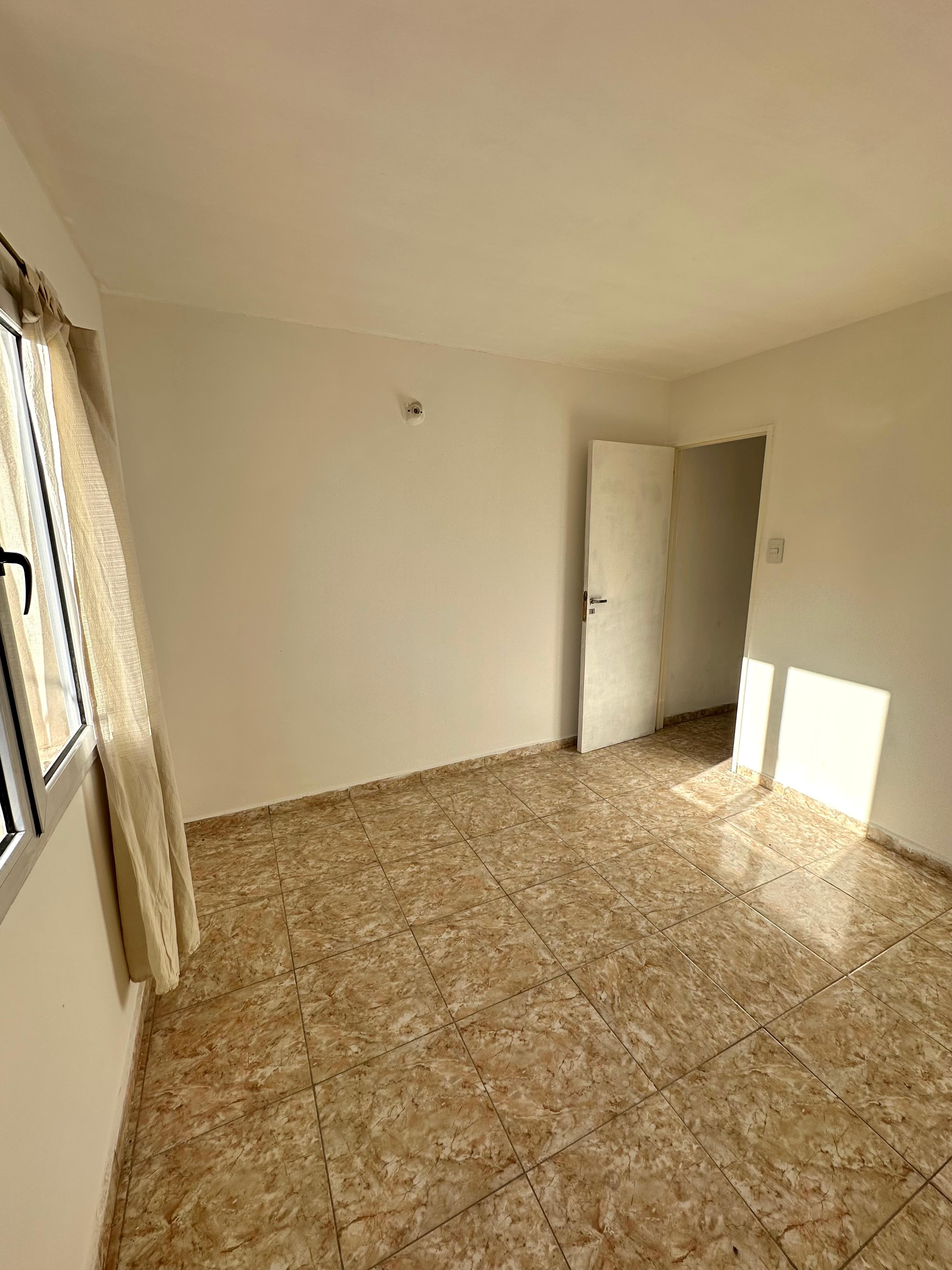 DPTO EN ALQUILER 1 HABITACIÓN