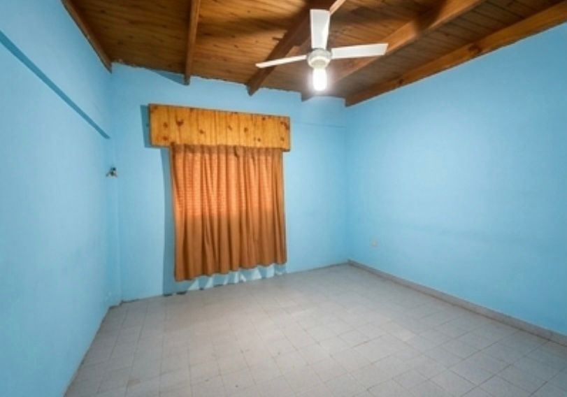 CASA EN VENTA A RECICLAR