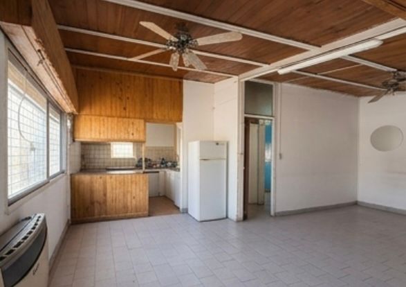 CASA EN VENTA A RECICLAR
