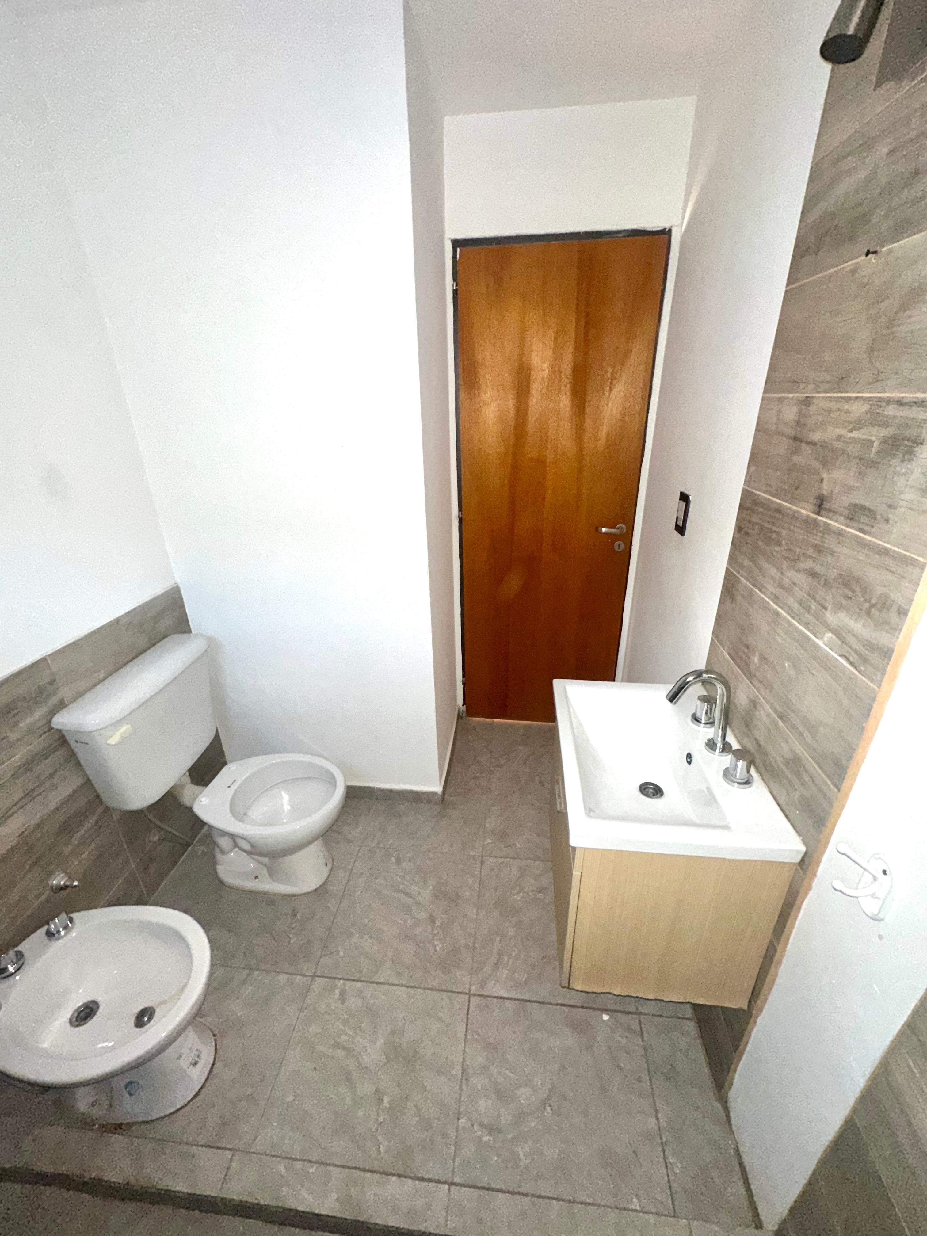 DPTO EN ALQUILER 1 HABITACIÓN