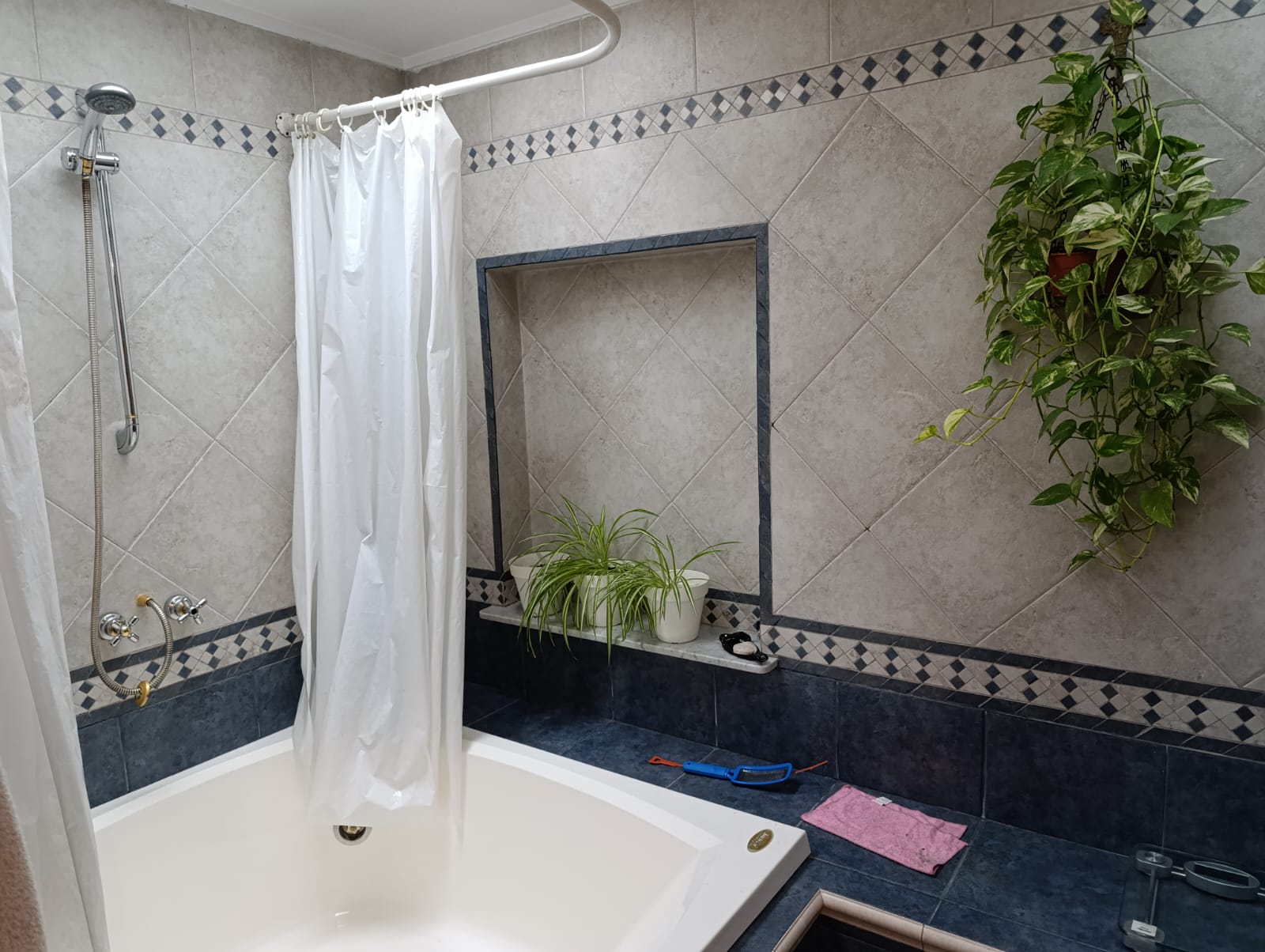 CASA GERENCIAL EN VENTA