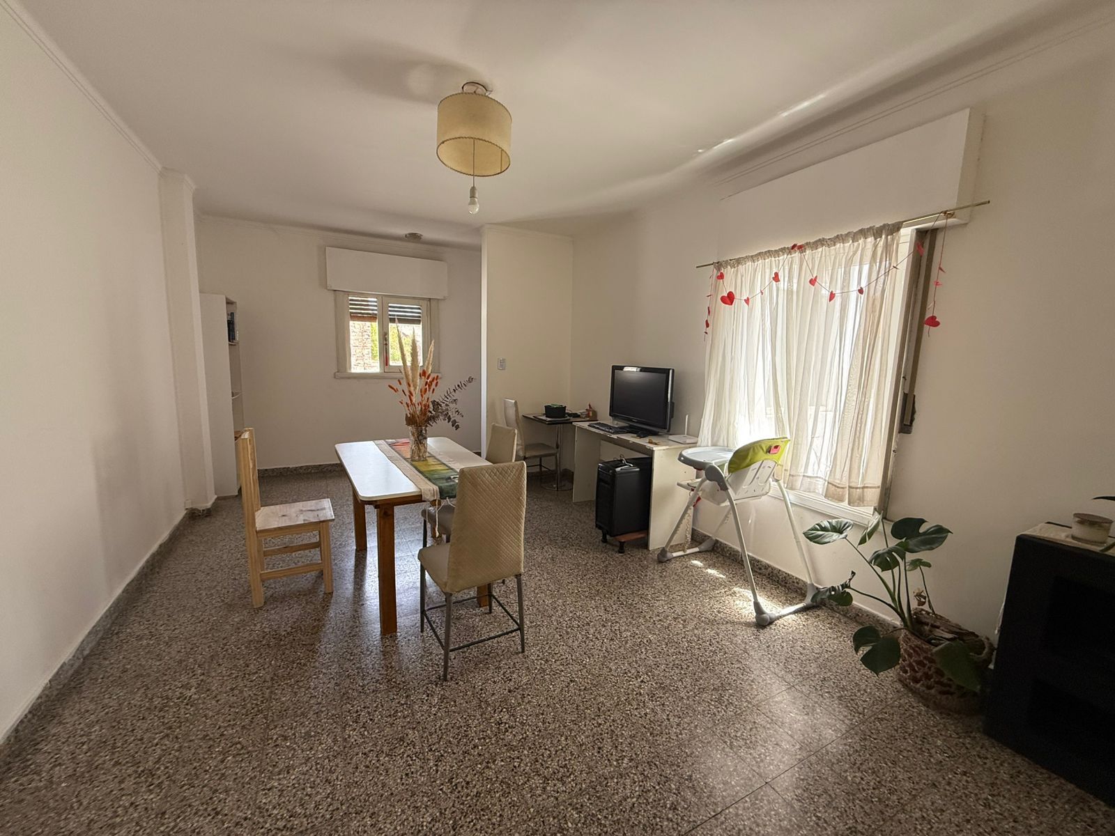 DEPARTAMENTO CÉNTRICO EN VENTA