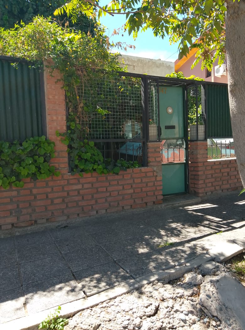 CASA EN VENTA Bº BAGLIANI