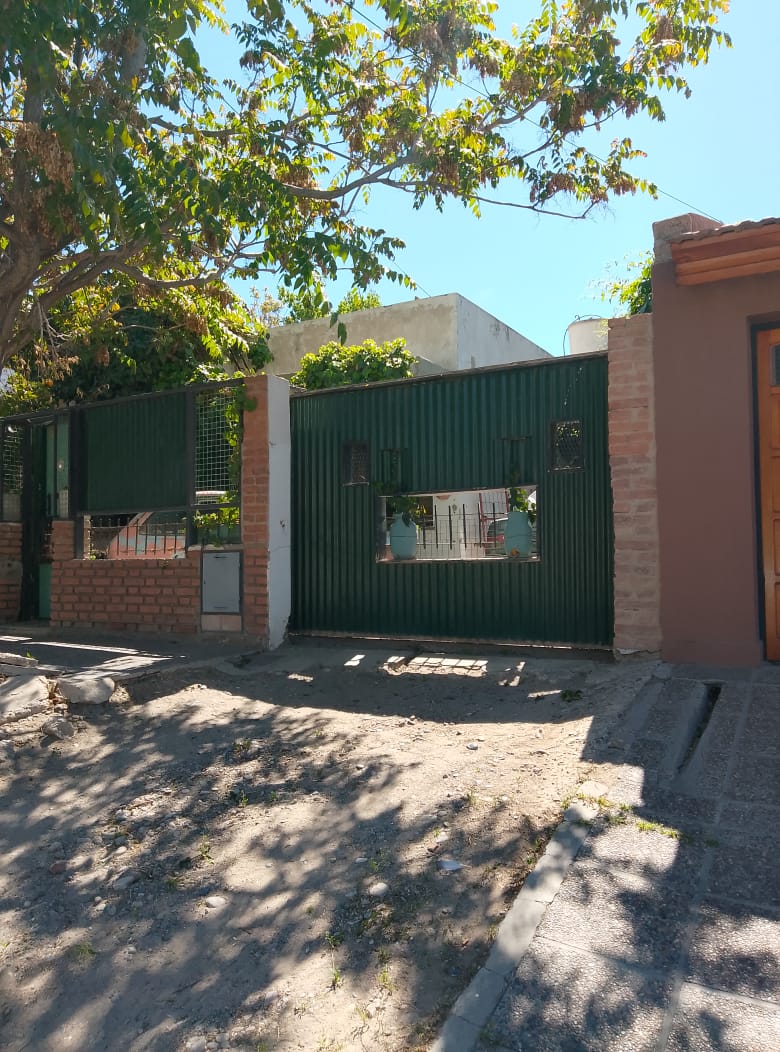 CASA EN VENTA Bº BAGLIANI