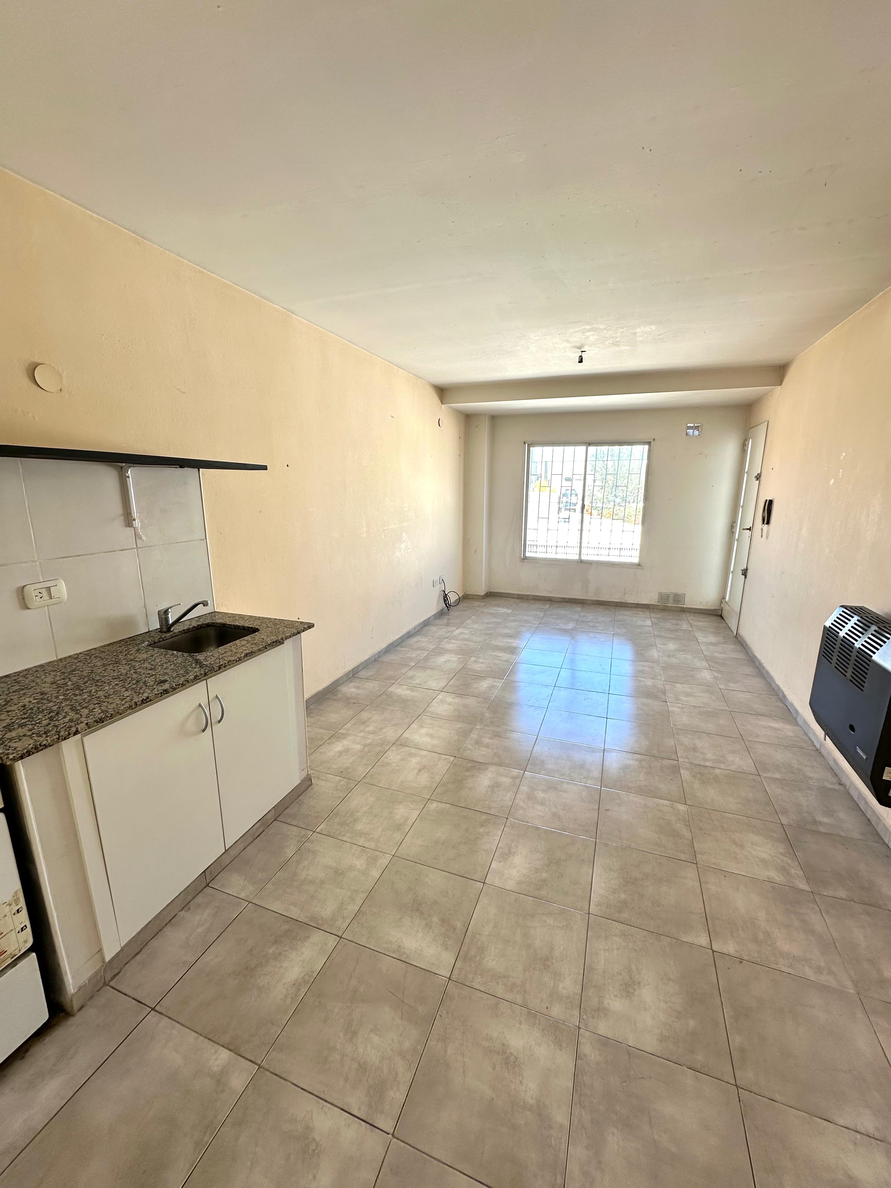 DEPTO EN BARRIO LOS OLMOS